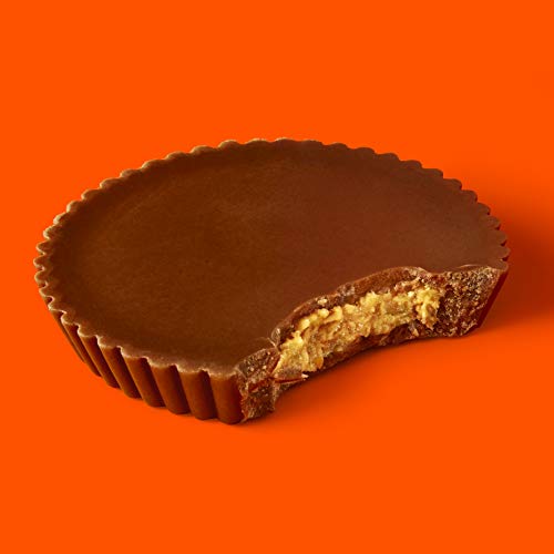 REESE'S THiNS Milk Chocolate Peanut Butter Cups Candy, Individually Wrapped Bulk, 7.37 oz Share Packs (8 Count)
