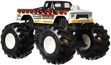 Hot Wheels Monster Trucks Big Foot, 1:24 Scale for Kids Age 3, 4, 5, 6, 7, & 8 Years Old Great Gift Toy Trucks Large Scales