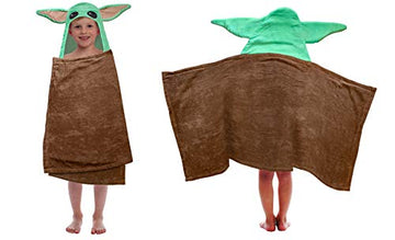 Disney Star Wars Mandalorian Baby Yoda Hooded Bath Towel with Ears