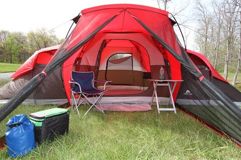 Family Camping Tent 10-Person 3 Rooms with Removable Dividers. Instant Domo Screen Room 21' x 8.5' & Attached screen porch. Great Choice for Camping Hiking Fishing Beach Outdoor Festival Picnic Red