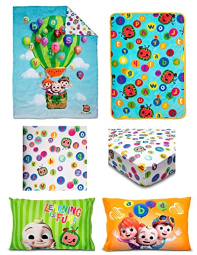 CoComelon 4 pc Toddler Bed Set with Bonus Blanket