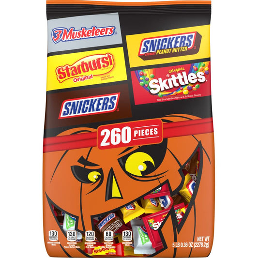 SNICKERS Chocolate Candy, SKITTLES Original Chewy Candy, STARBURST Original Chewy Candy & 3 MUSKETEERS Assorted Bulk Candy Variety Pack, 80.36 oz Bag